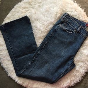 Levi's 526 Slender Boot Cut Jeans